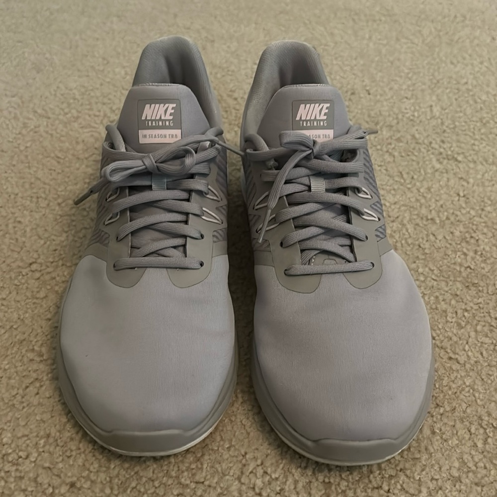 Nike In Season TR8 size 10.5 sneakers